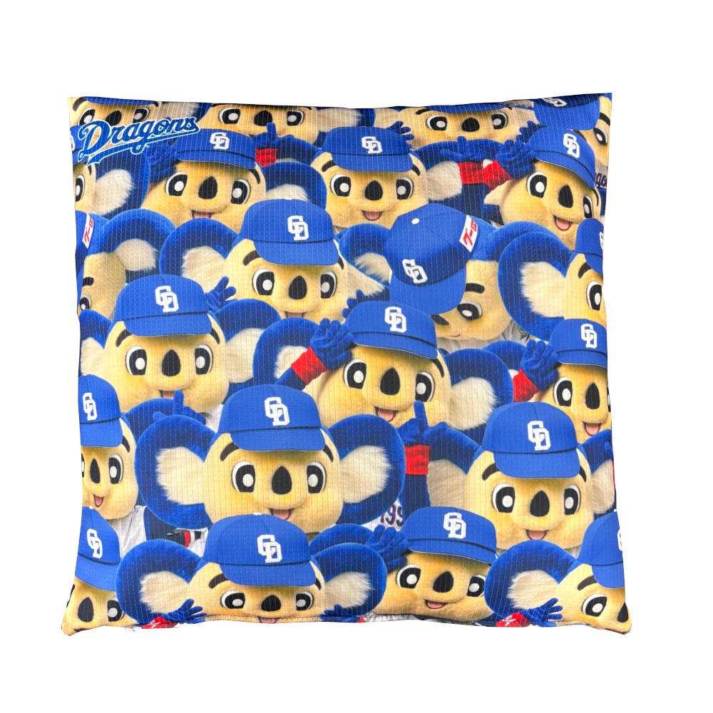 ドアラまみれクッション