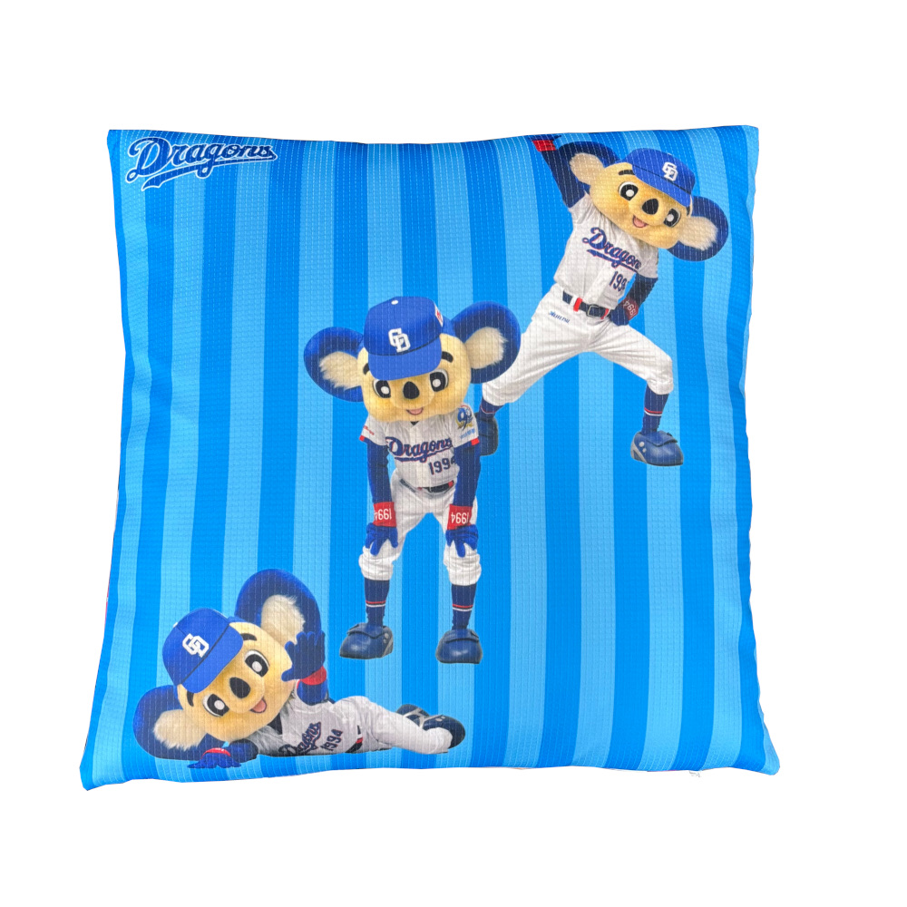 ドアラまみれクッション