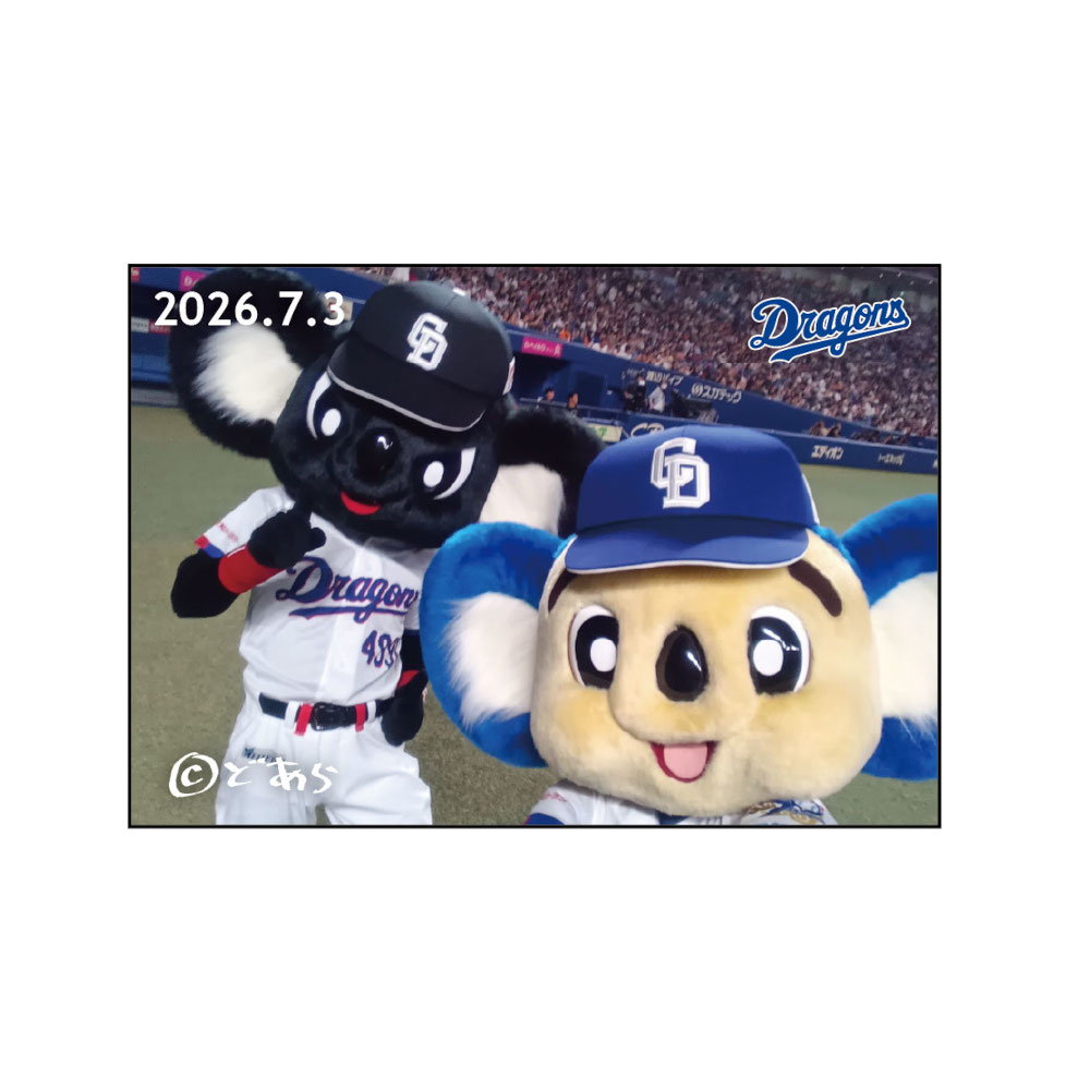 ドアラ自撮りマグネット2026.7.3 ブラックドアラ