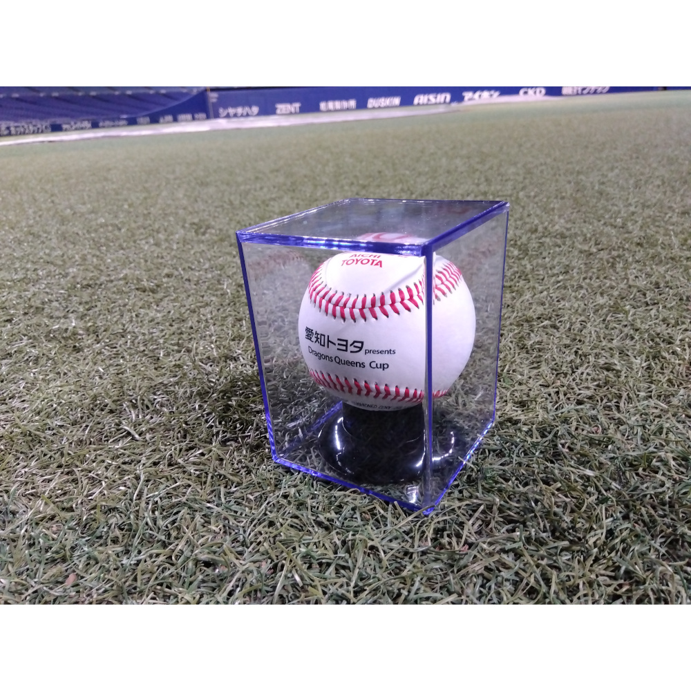 ドラゴンズクイーンズカップ決勝戦実使用公式球（ケース付き）